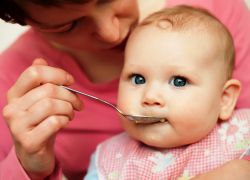 рацион питания ребенка в 6 месяцев