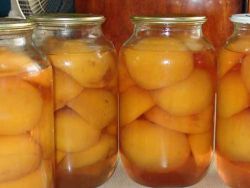 компот из персиков на зиму - простой рецепт