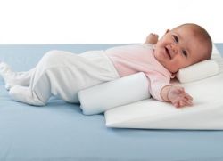 анатомические подушки для детей