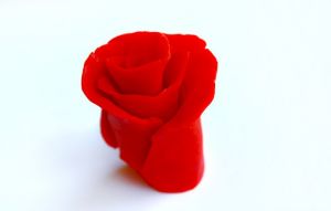 роза из пластилина 7