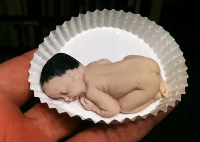 Пирожное младенец