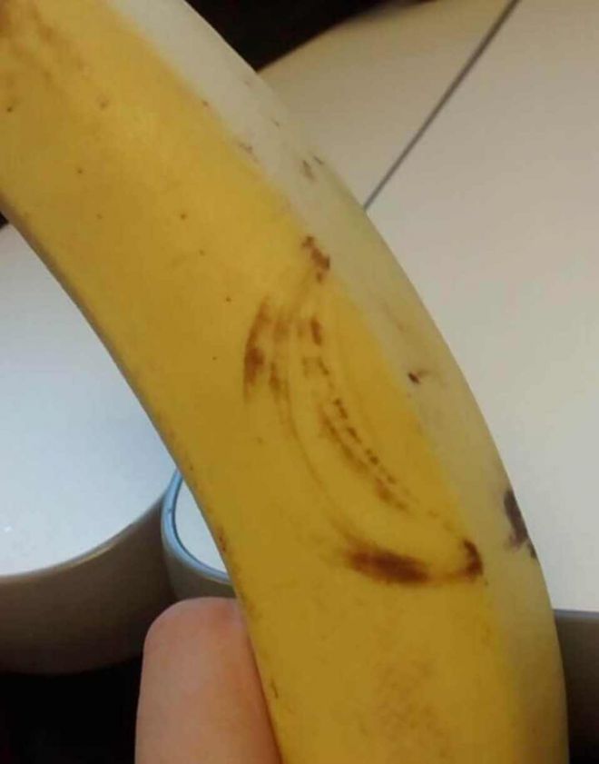 Банан, на котором знак от …банана