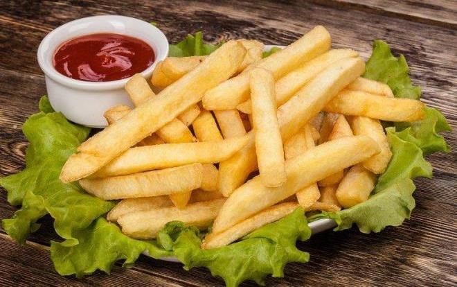 Если вам нужна свежайшая картошка фри, заказывайте ее без соли