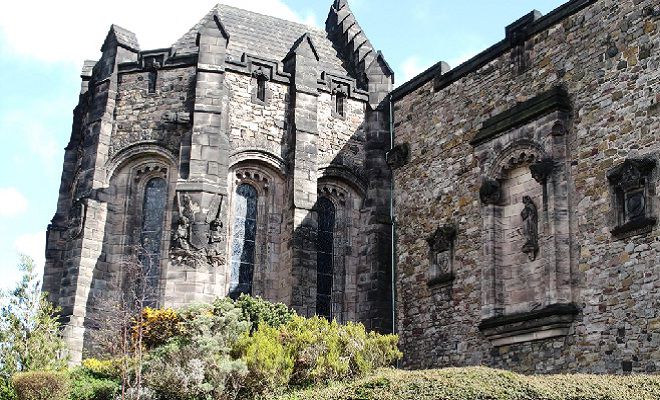 замки с привидениями Эдинбургский замок2
