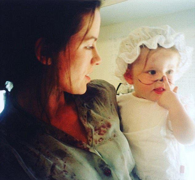 Кейт Бекинсейл с малышкой Лили