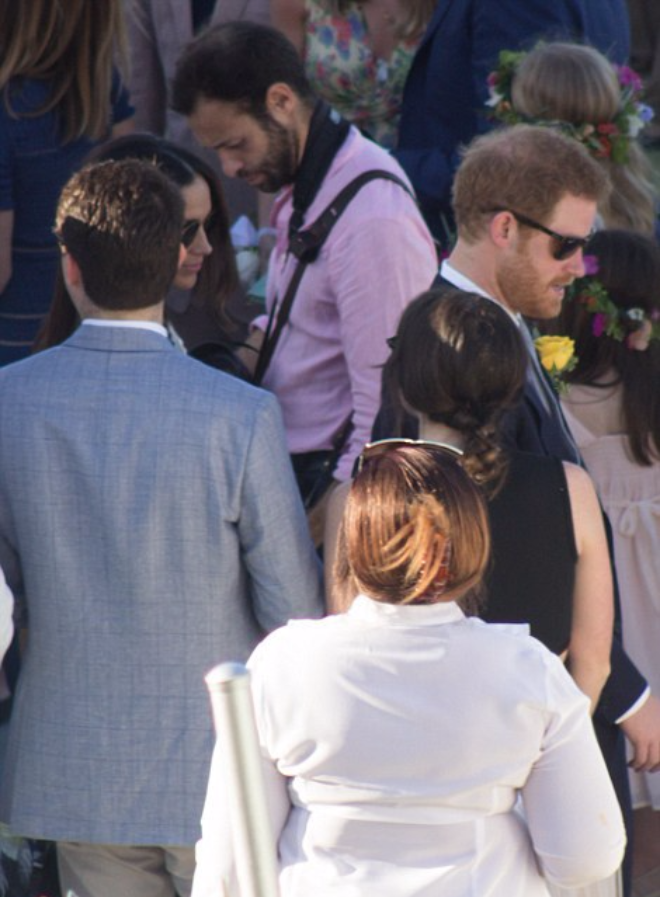 Принц Гарри и Меган Маркл на свадьбе Тома Инскипа 3