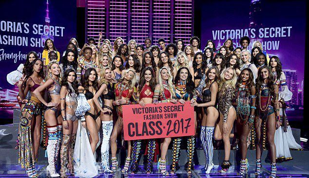 Шоу Victoria’s Secret 2017 стало последним для Алессандры Амбросио