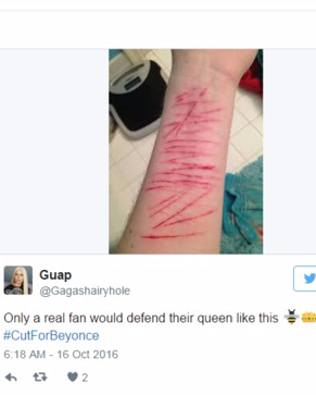 В Twitter развернулась кампания «Истекать кровью ради Бейонсе»