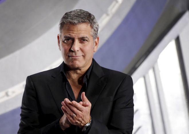 Клуни пожертвовал 1 млн долларов