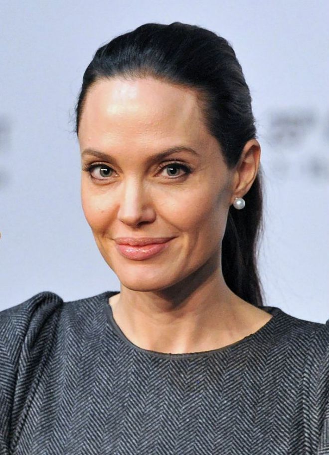 Повседневный макияж Джоли