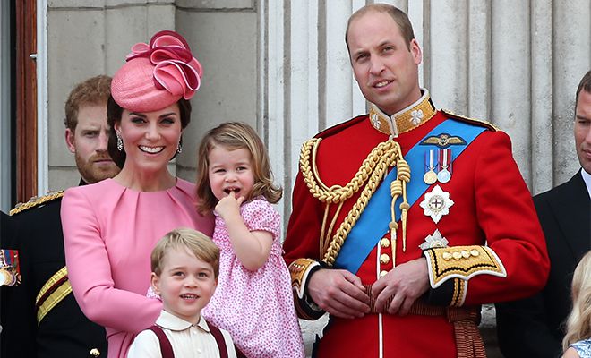 Принц Гарри, Кейт Миддлтон и принц Уильям с детьми