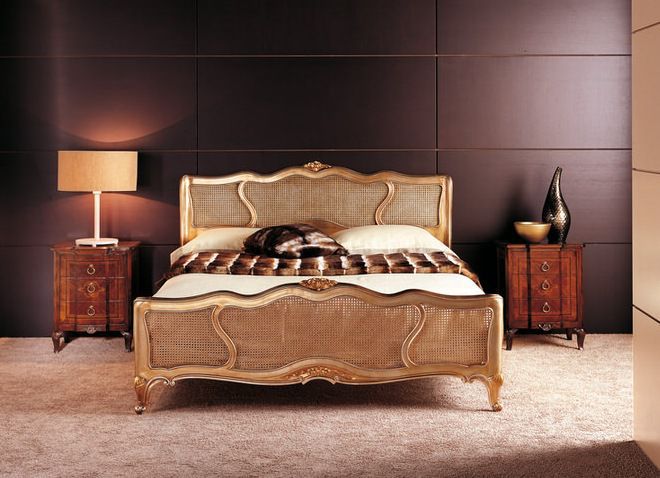 кровать для спальни в английском стиле