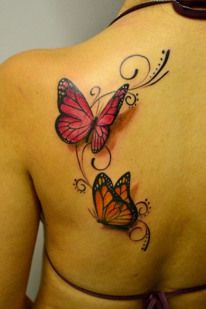 Татуировки бабочки на спине четыре
