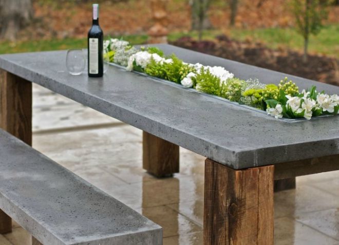 Садовый стол из  бетона