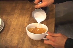 Как делать рисунки на кофе1