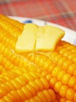 Как правильно варить кукурузу? 