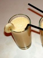 Молочно-банановый коктейль