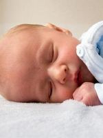 Как лечить насморк у новорожденного?