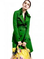 С чем носить зеленое пальто?