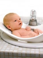 Ванночки для новорожденных