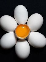 Полезно ли пить сырые яйца?