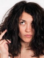 Сухие волосы – чем их увлажнить?