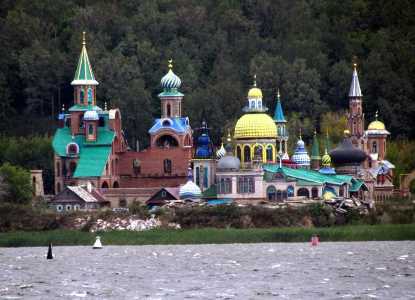 Храм всех религий в Казани 5