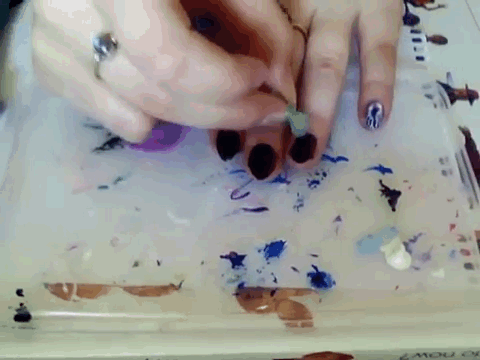 Manicure with lightning
