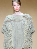 Вязаные свитера – самые модные и красивые модели для женщин
