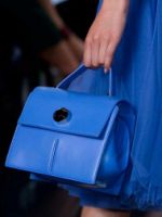 Женские синие сумки – модные кожаные и замшевые модели