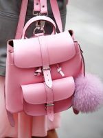 Модные рюкзаки для девушек – красивые аксессуары для создания стильных образов