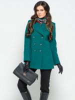 Зеленое пальто – с чем носить и как правильно создавать стильные луки?