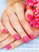 Розовый маникюр − 24 фото лучших идей для стильного дизайна ногтей