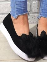 Черные слипоны – удобная и стильная обувь для городских модниц