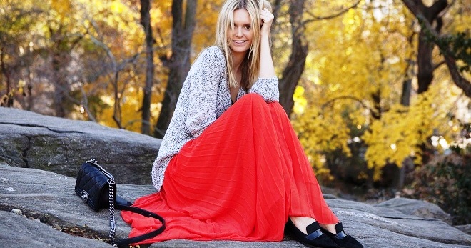 Красная юбка – лучшие фасоны и с чем носить?