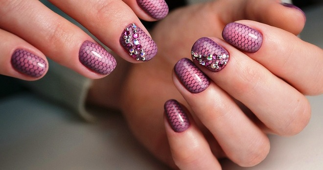 Airbrushing on nails - fashionable manicure ideas for nails of any length and shape