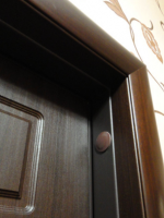 Как отделать дверной проем входной двери?