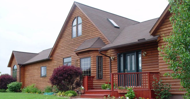 Наружная отделка деревянного дома - современные варианты облицовки фасада