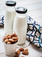 Миндальное молоко - польза и вред