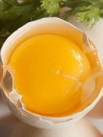 Желток яйца – польза и вред
