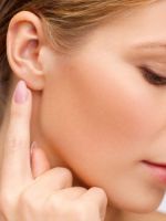 Воспаление уха – симптомы у взрослых