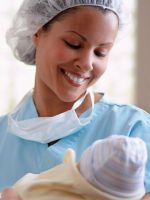 Неонатолог – кто это, и что входит в обязанности первого врача вашего малыша?