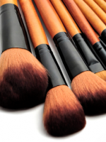 Кисти для макияжа – учимся различать инструменты и создаем необходимый набор