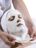 Альгинатная маска для лица – что это такое, и как правильно проводить процедуру?