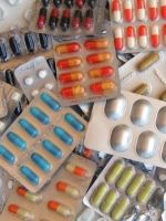 Седативные препараты – лучшие успокоительные в таблетках, каплях и уколах