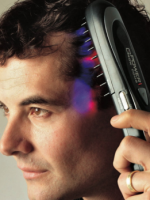 Лазерная расческа – 3 модели, которые справятся с выпадением волос лучше всех