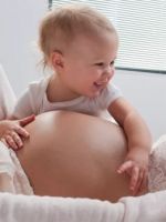 Беременность при ГВ – можно ли совместить?