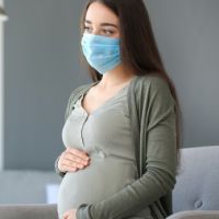 Коронавирус у беременных – опасен ли COVID-19 для плода, и как лечат инфекцию у будущих мамочек?