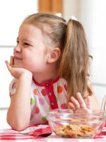 Ребенок плохо ест - что делать?