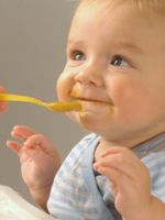 Ребенок в 6 месяцев – развитие и питание